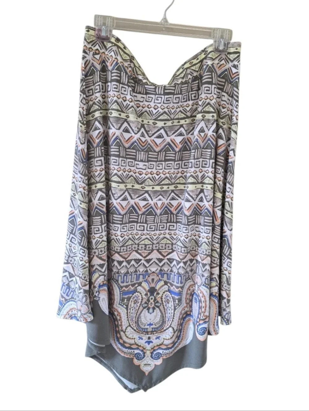 Chicos Aztec Print Skirt  in Multi Colors To Include Green, Orange and Tan.